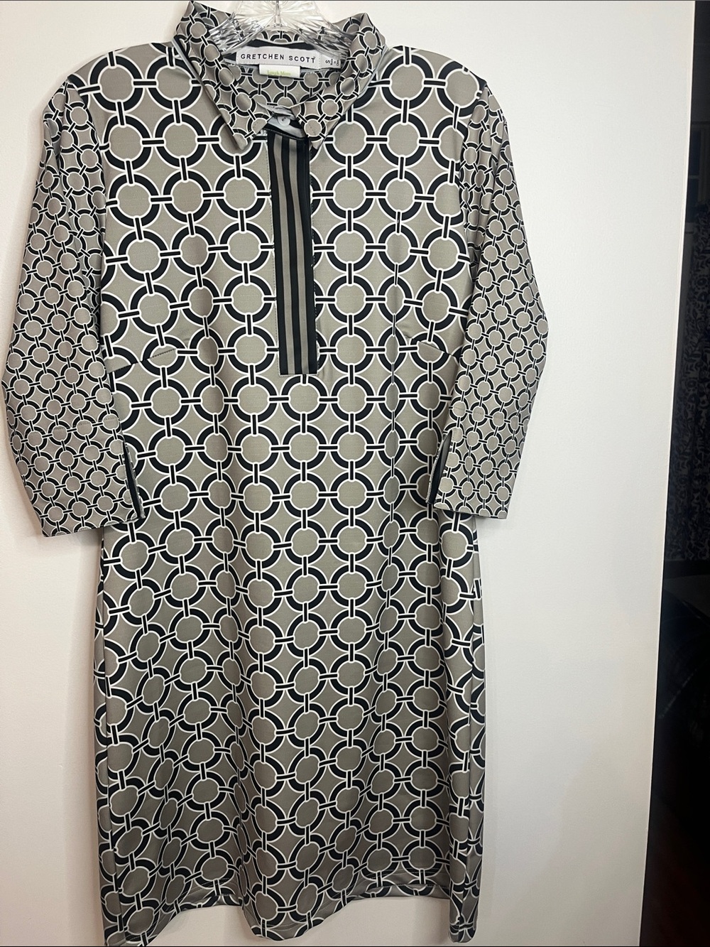 Gretchen Scott Black, Gray and Cream Geometric Chain Shift Dress Small - Sz 6